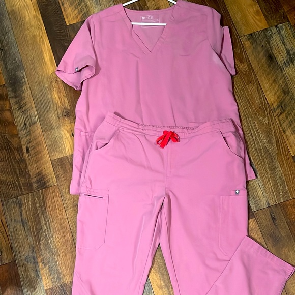 Figs Other Womens Figs Bubble Gum Pink Scrub Set Poshmark